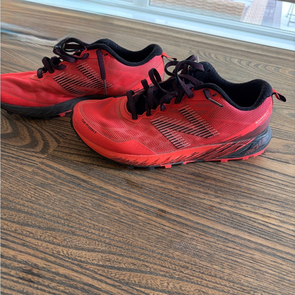 New balance trail runners.